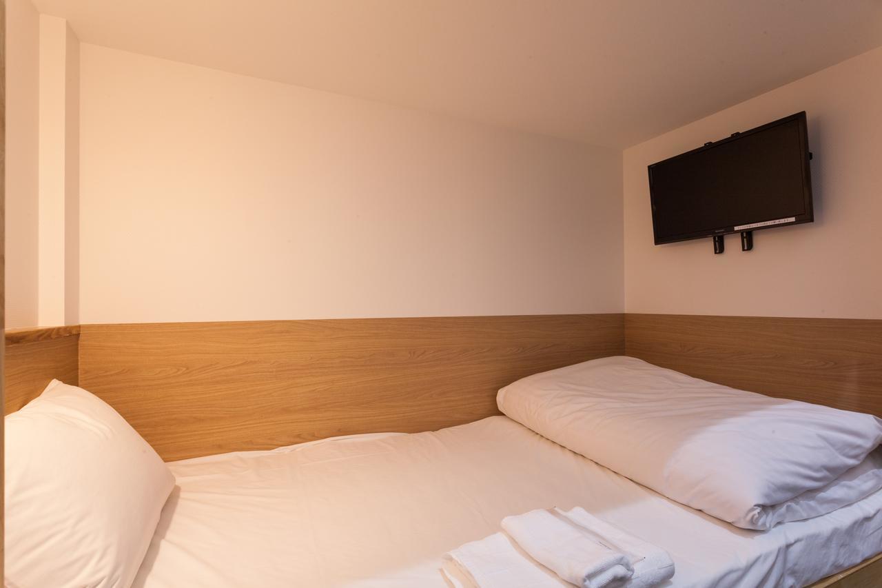 Abest Cube Naha Kokusai Street-Cabin Type Hotel All Room With Key Eksteriør billede